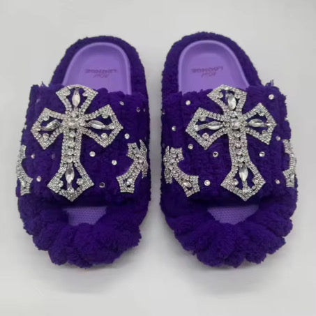 ITGIRL SLIPPERS