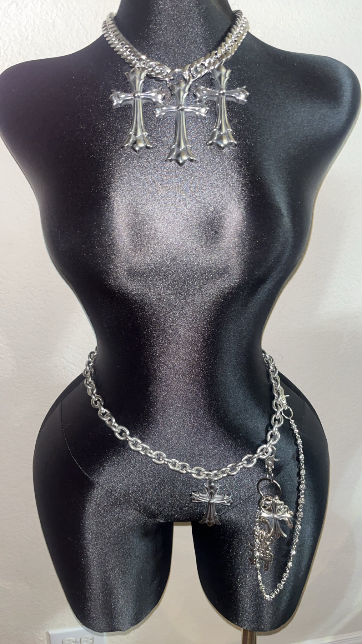 Trinity 3 Cross Chain